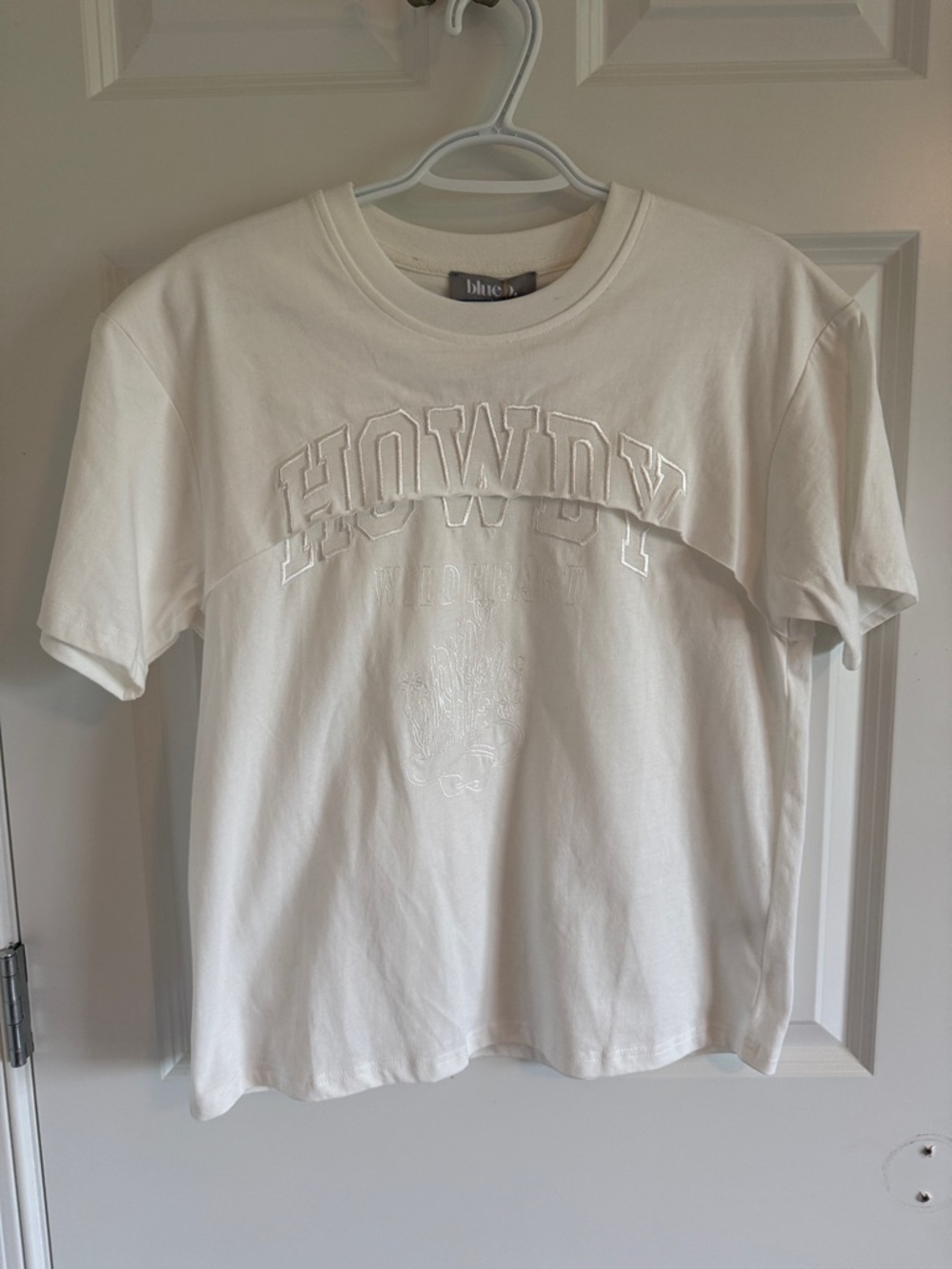 NWT Blue b.Howdy WildHeart Embroidered Western Tee Neutral Cowgirl Boho